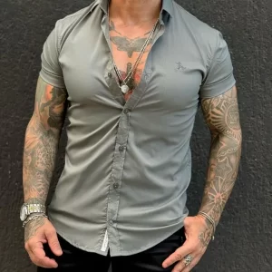 Camisa tricoline slim levemente acetinada